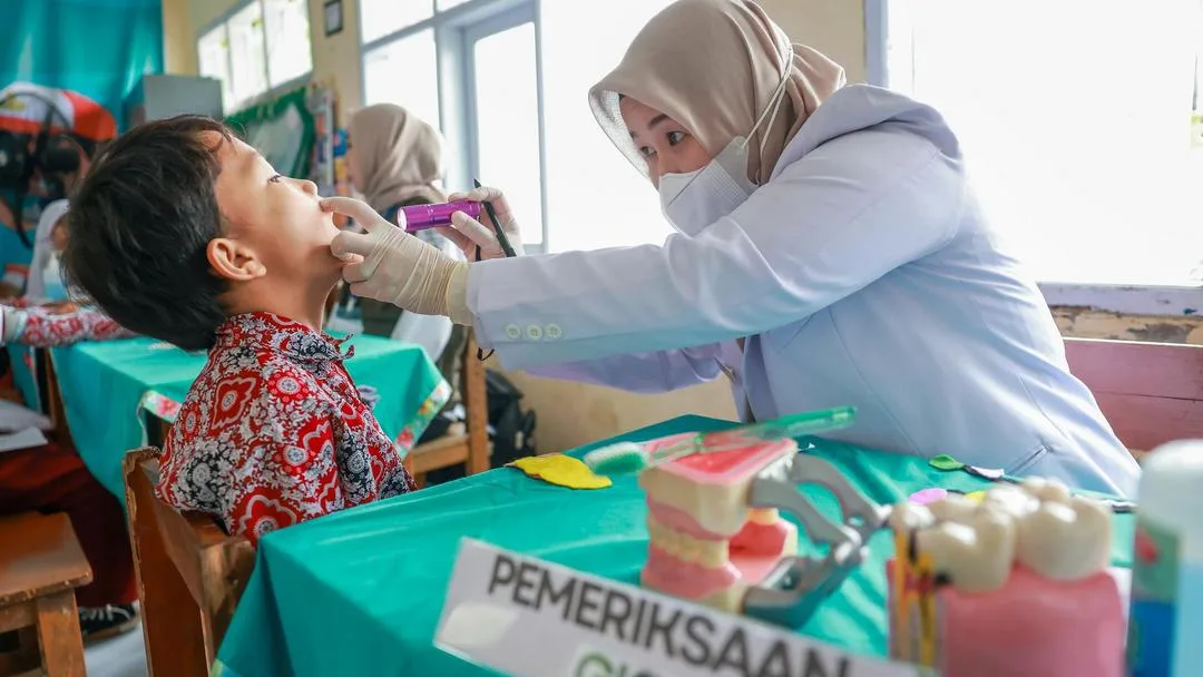 Setahun Cek Kesehatan Gratis Anak: Pemerintah Targetkan Seluruh Temuan Penyakit Ditindaklanjuti Tuntas
