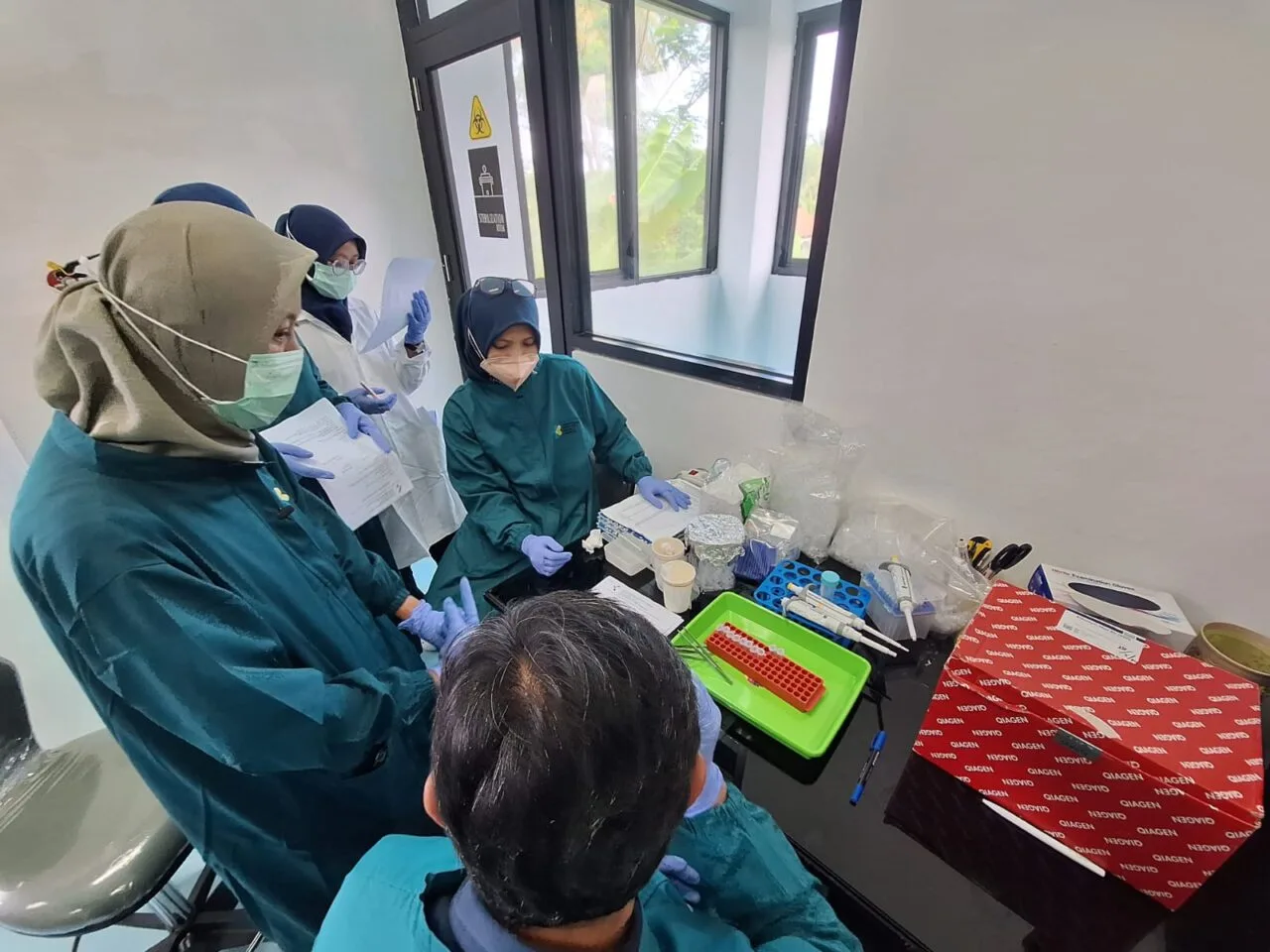 Instalasi Sampling, Media Reagensia dan Sterilisasi