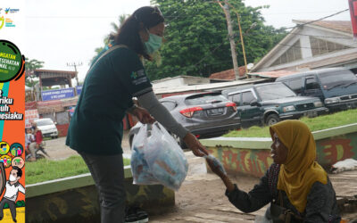Bagikan Masker Gratis untuk Sehat Negeriku Tumbuh Indonesiaku