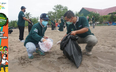 HKN 2021, Beraksi Memungut Sampah di Pantai Pangandaran