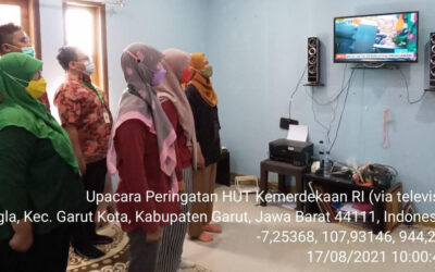 Tetap Khidmat, Mengikuti Upacara Hari Kemerdekaan Republik Indonesia Ke-76 di Tengah Pandemi Covid-19