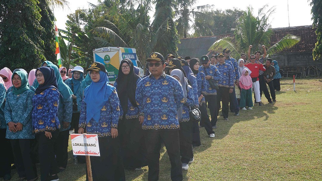 Upacara Memperingati Hari Ulang Tahun Republik Indonesia ke-79 di Desa Babakan