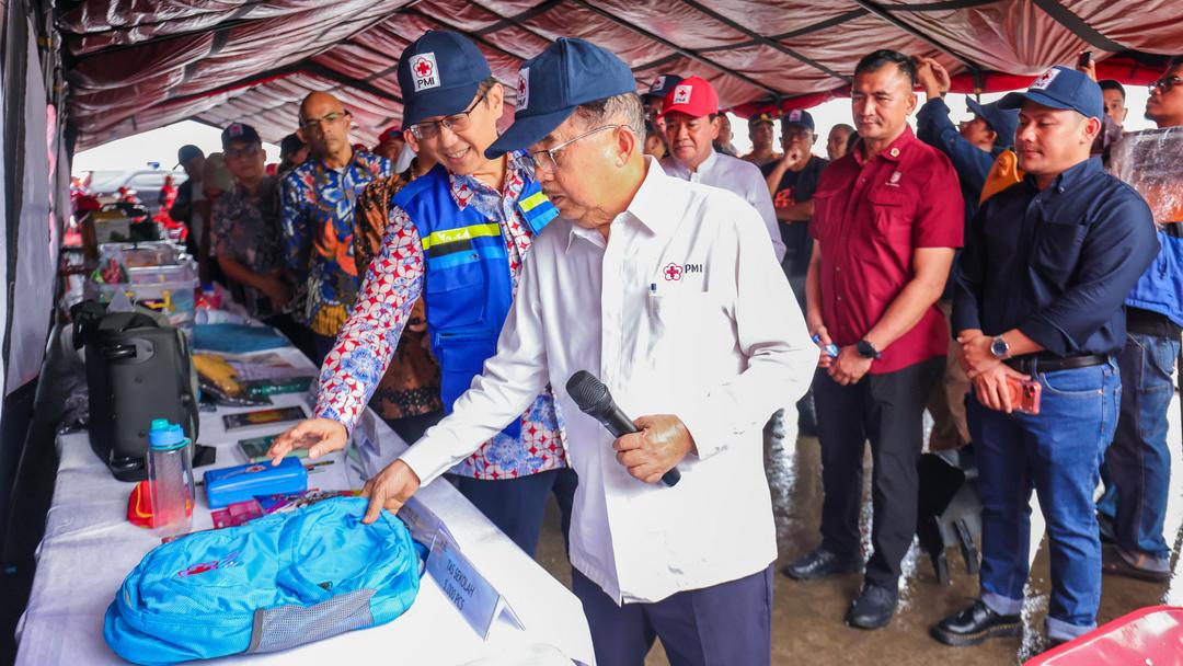 Gotong Royong dan Dukungan PMI Percepat Pemulihan Layanan Kesehatan Pascabencana di Sumatera