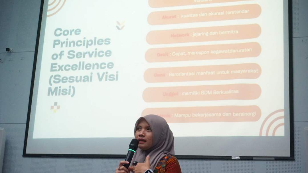 Tingkatkan Kualitas Layanan, Loka Labkesmas Pangandaran Gelar Sosialisasi Pelayanan Prima bagi Tenaga Kebersihan dan Keamanan